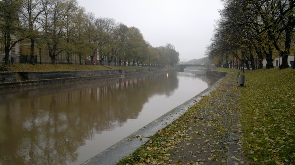 River Aura, Turku, Finland by tombstonecowboy