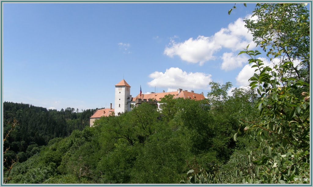 2011-07-06, Česká republika, Jihomoravský kraj, hrad Bítov - (Popis komentář č.1) /// 06.07.2011, Czech Republic, South region, Castle Bítov - (Description of comment # 1) by Petr19, Zastávka, CZ