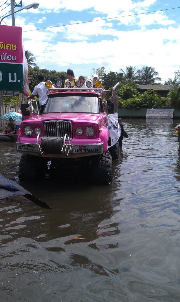 Bangkruai Flood by mod97