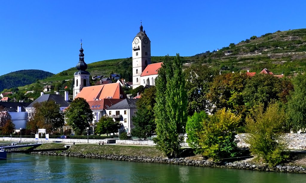 An der Donau by Holger Uwe Schmitt