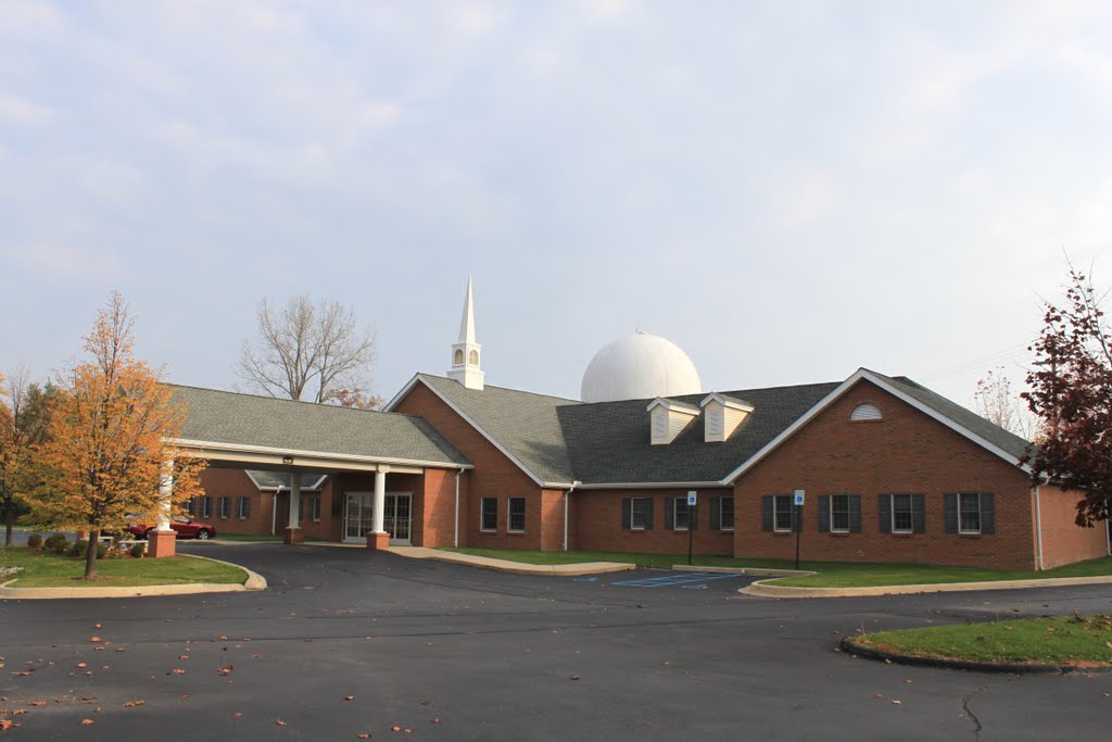 Grace Baptist Church, 4075 South Sheldon Road, Canton, Michigan by Dwight Burdette