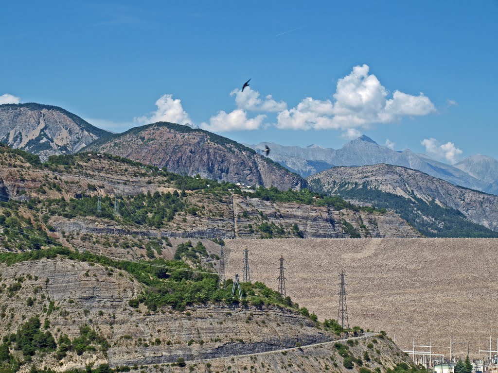 Barrage de Serre-Ponçon by Wim Constant