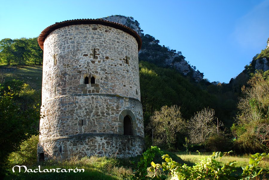 Torre de los Vázquez de Prada de Proaza (Principado de Asturias) by MacLantarón