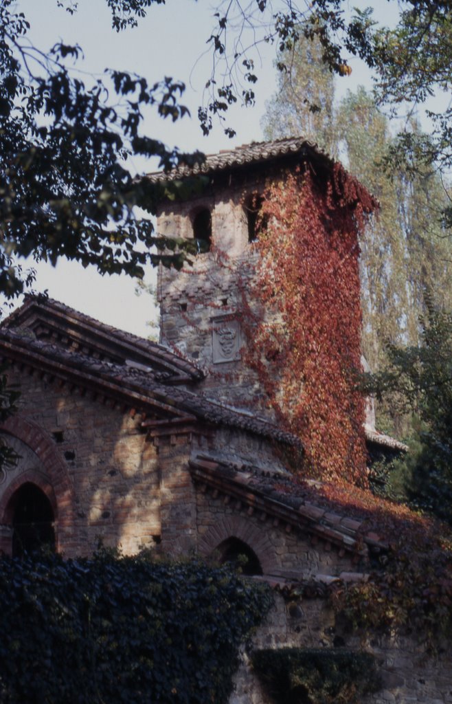 1972 10 Grazzano Visconti, una torre by mario ghezzi