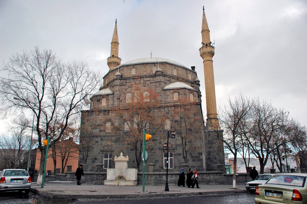 Ulu Cami, Yusufpasa Mahallesi, Kars by Seref Halicioglu