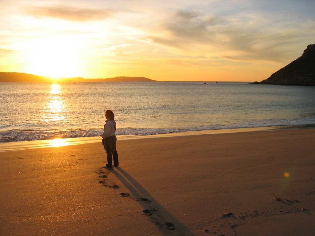 Atardecer en Playa Balarés by La Casa del Chiflón