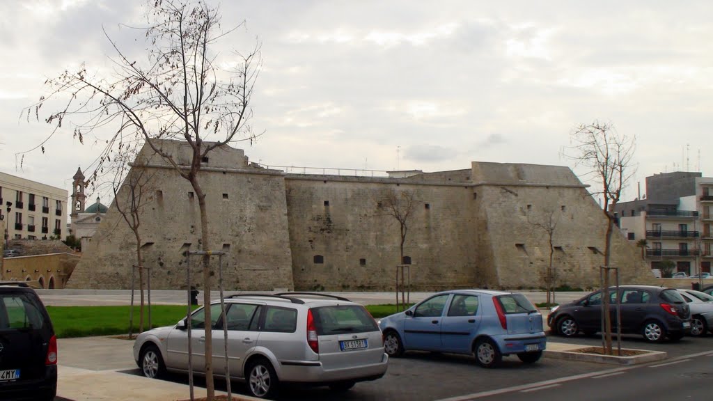 Castle, Mola de bari by ainars brūvelis