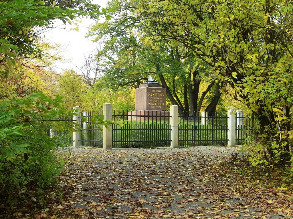 Leipzig - Napoleonstein - Wilhelm-Külz-Park by Ken Velde