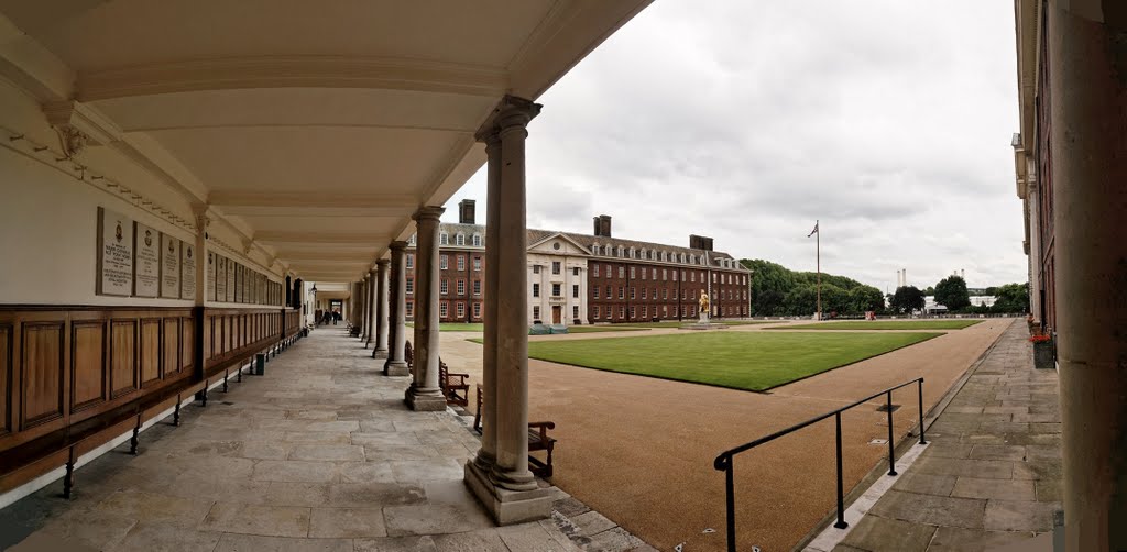 London - Royal Hospital Chelsea 1681-92 by Sir Christopher Wren - ICE Photocompilation Viewing from NE to SE by txllxt