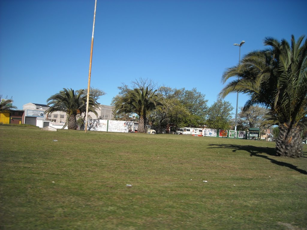 Avenida Champagnat y Della Paolera by Matha Burroughs