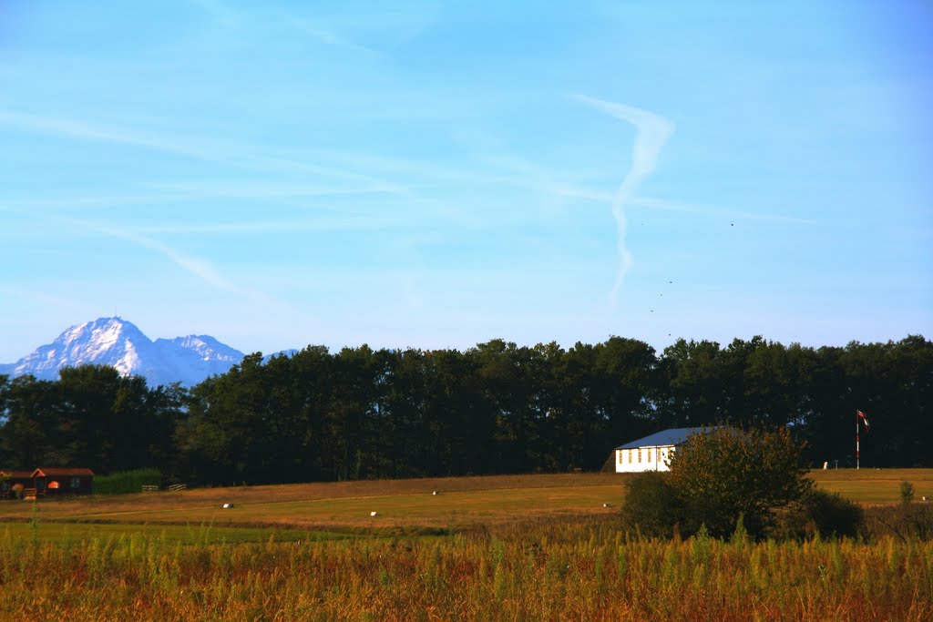 Sadournin aerodrome by jbckaert