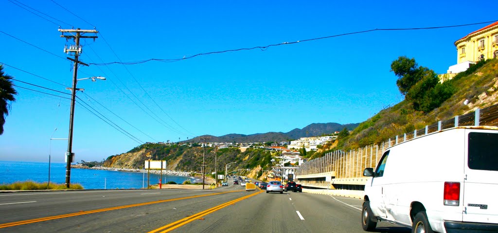 Pacific Coast Highway West by Northwest to Malibu, California by MICHAEL  JIROCH  &  www.michaeljiroch.com