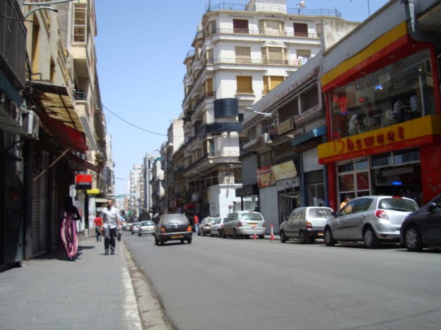 Oran, Rue Larbi Ben M'hidi by alias54