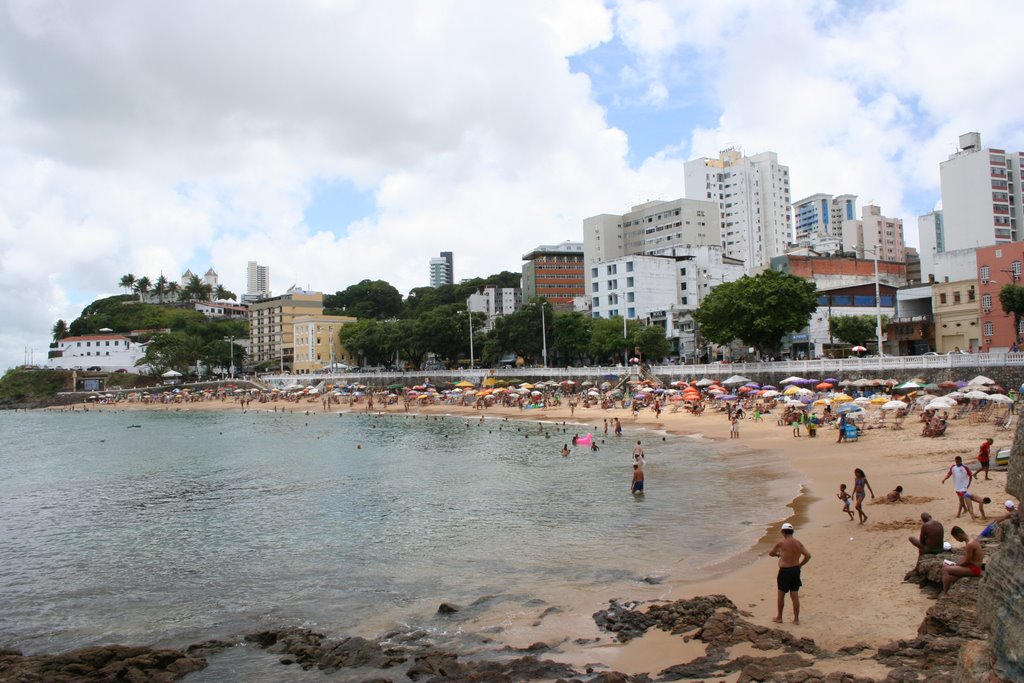 Porto da Barra Beach by Nils L.