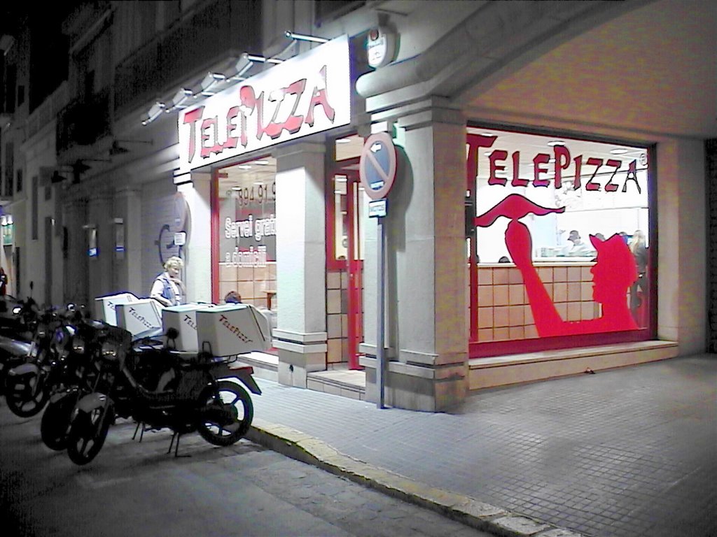 Telepizza Sitges by Grupaya