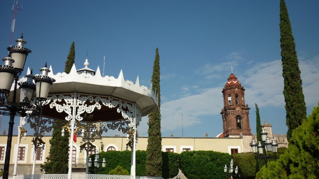 Parroquia de Santa Mónica de La Barca by NOE-GONZALEZ