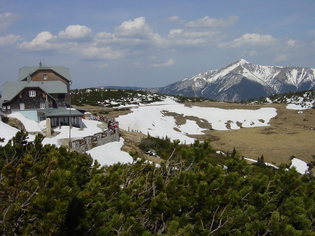 Otto Schutzhaus 1642 m, Blick Schneeberg by Herbert Hotwagner