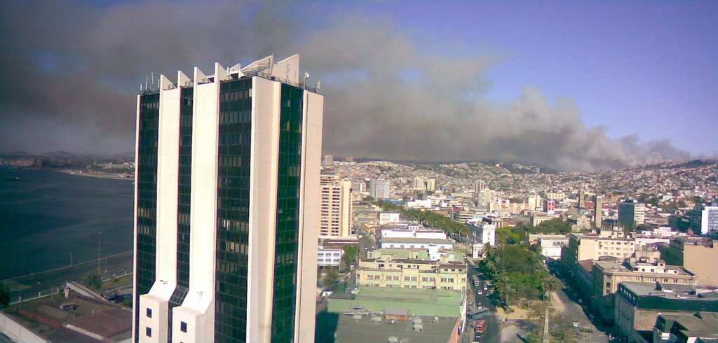 Incendio en valparaíso by gavila