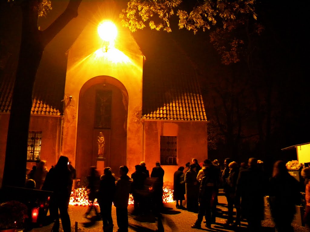 Lublin - 01.11.2011 r. Dzień Zmarłych by Michał Krzysztof Kurzątkowski