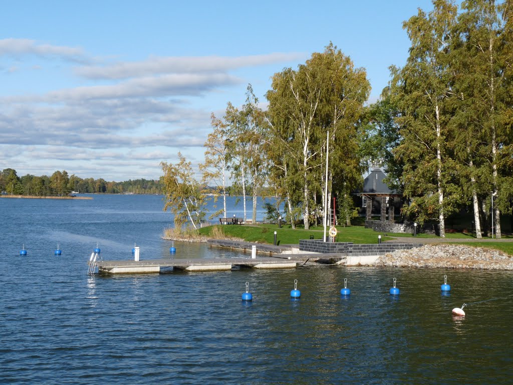 Lehtisaari, Helsinki. - przystań. by Michał Kozłowski.