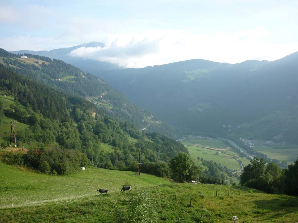 Blick von Ladis aus ins Oberinntal by Yarkssen