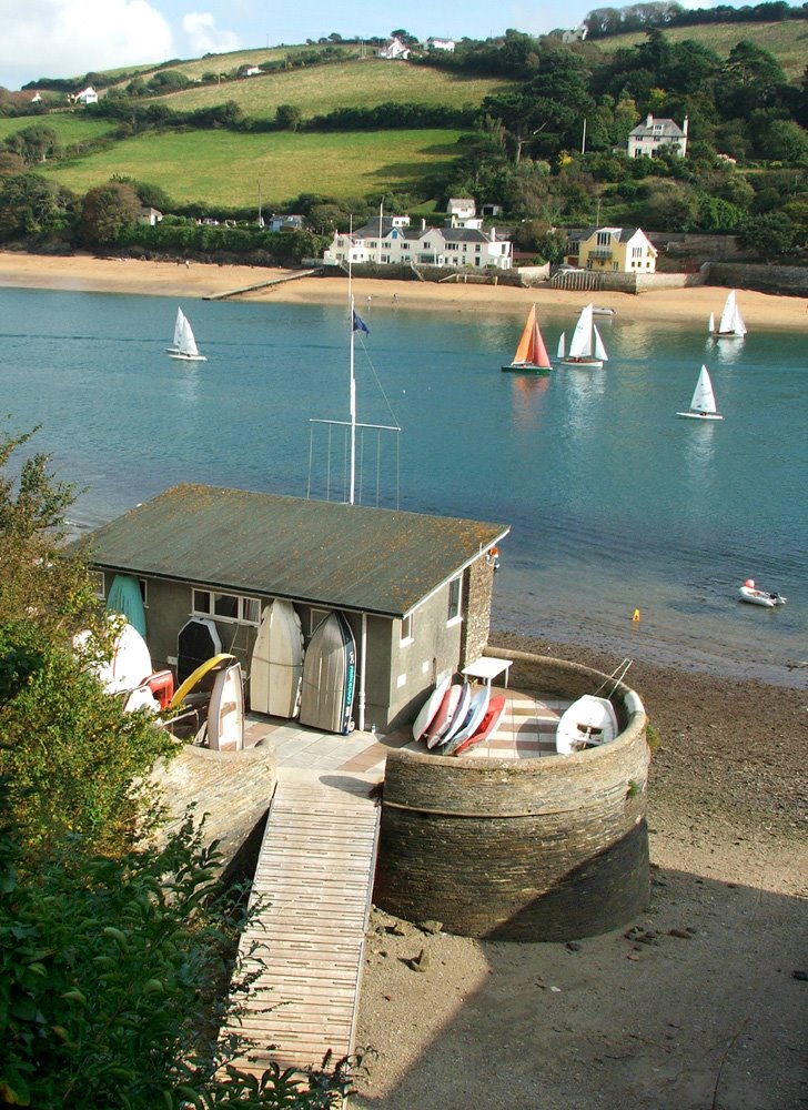 A boathouse at Salcombe by ianwstokes