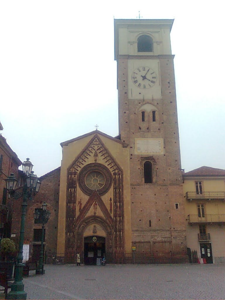 Duomo di Chivasso by Lorenzo Pavetto