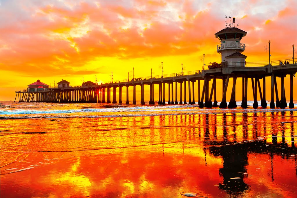 Sunset Over Huntington Beach Pier by Hoàng Khai Nhan