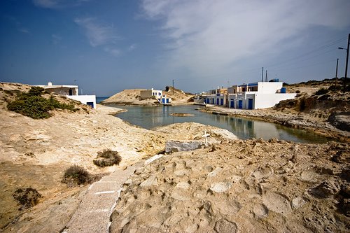 Milos, Agios Konstantinos by Anagr