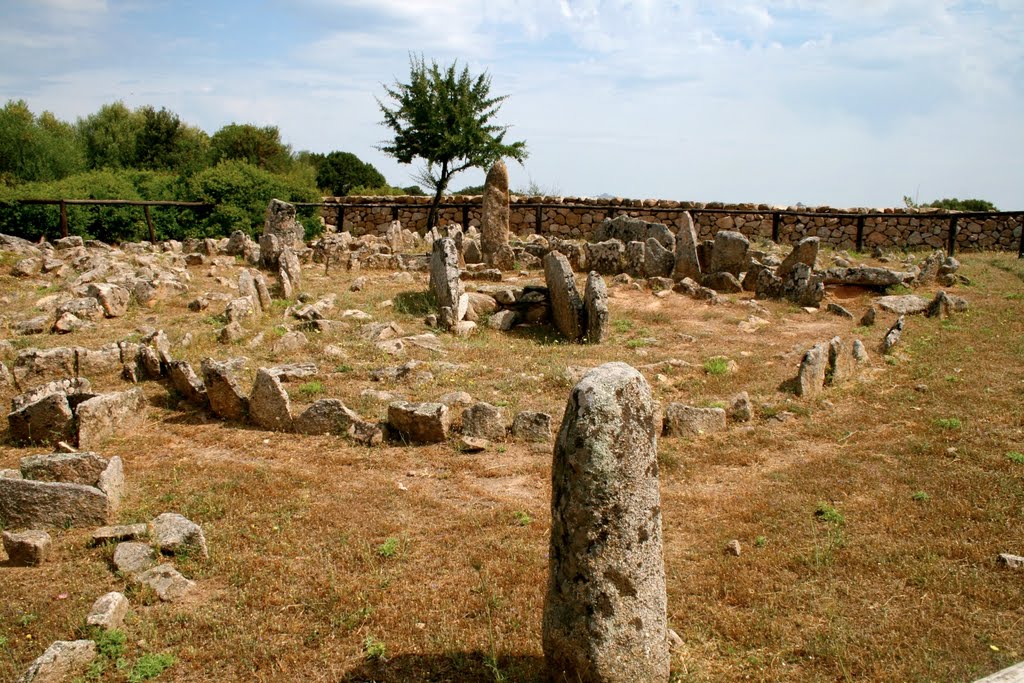 Arzachena - Circoli funerari Li Muri by Artemisia (Cinzia Olias)