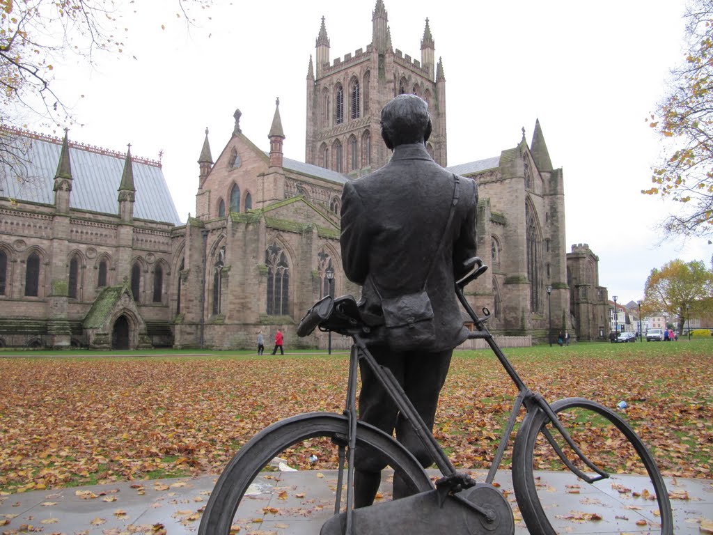 Sir Edward Elgar looking over Hereford Cathedral by oldchippy