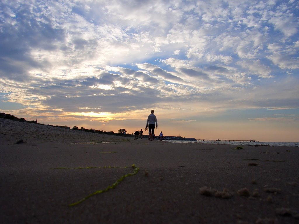 Ahlbeck - Strand bei Dämmerung by Hell-Mood