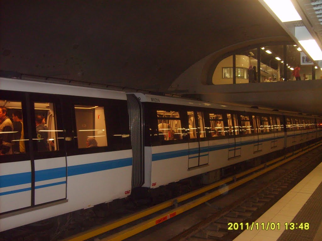 Métro à KHELIFA BOUKHELFA by MAKHLOUFIBAC