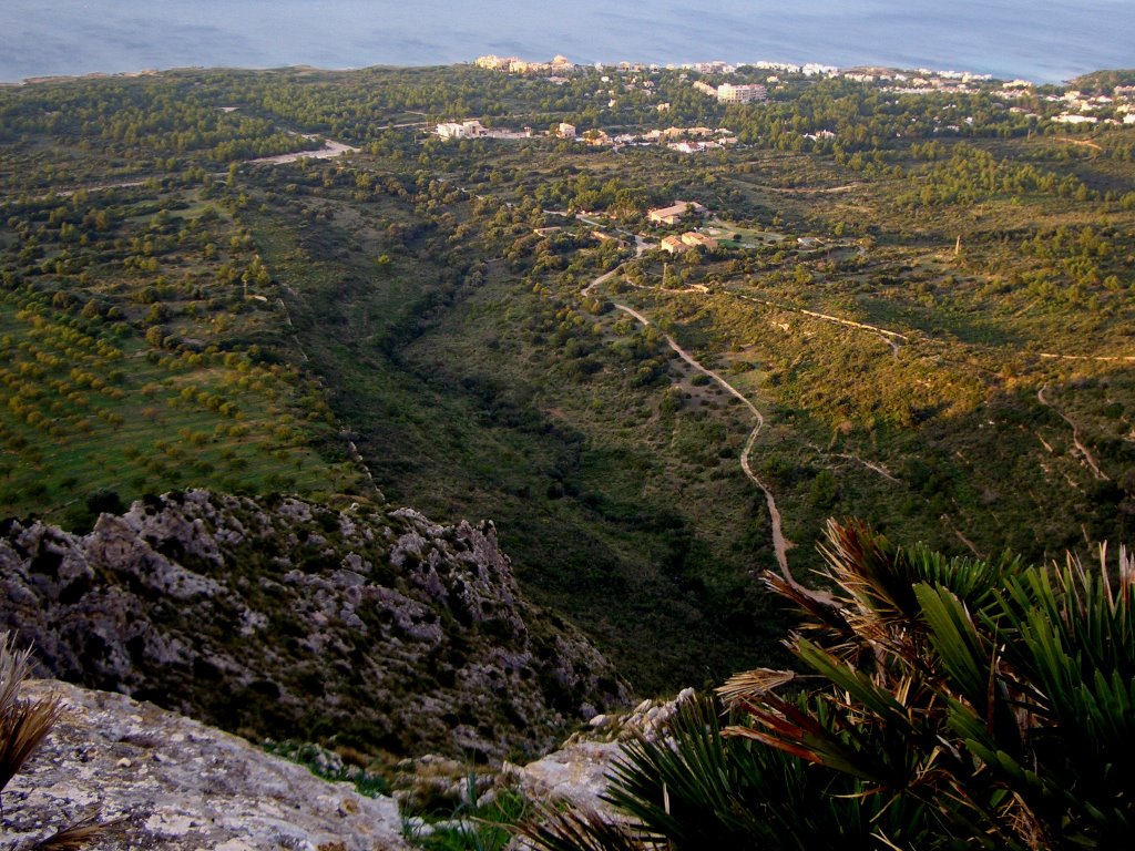 Downview - Ermita de Betlem by COOVIE