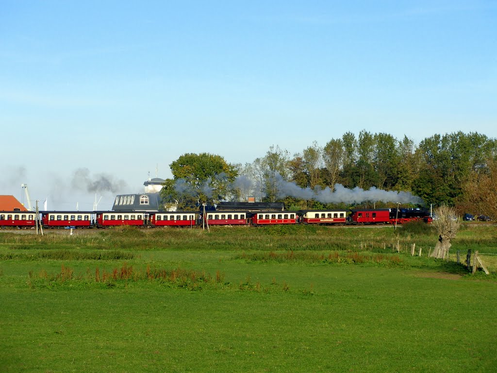 Kleinbahn Molli in Kühlungsborn by Brigitte Jarchow