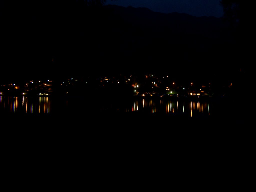 Brienz bei Nacht by -xDennisx-