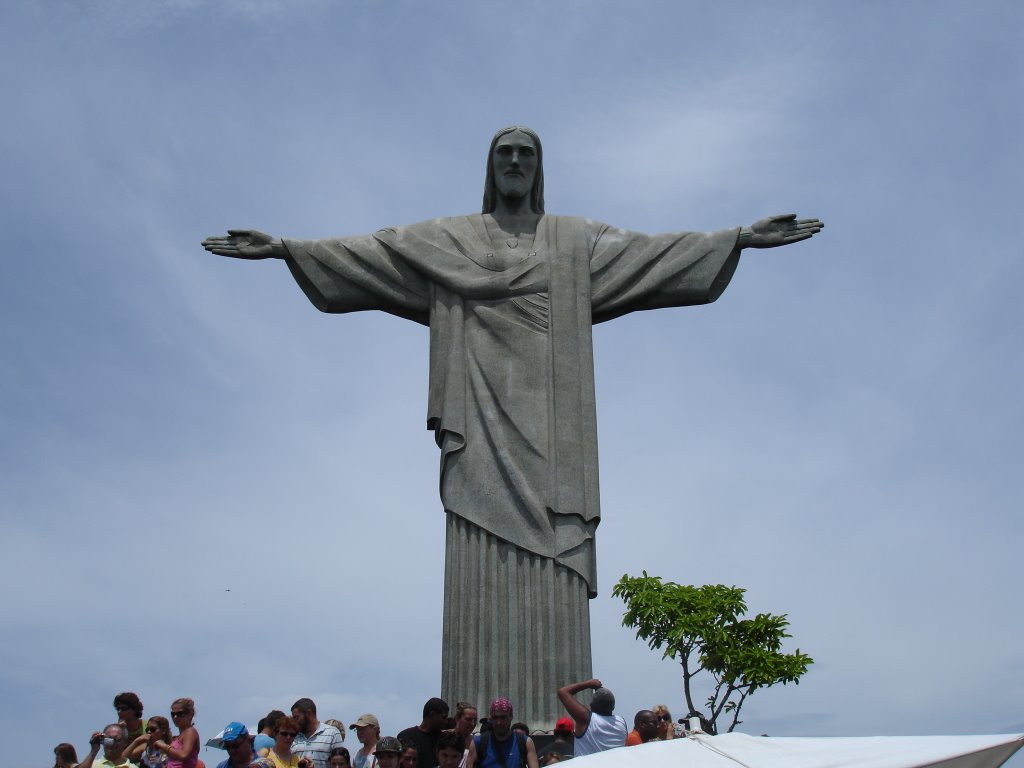 O Cristo de Corcovado by Luis Gabriel