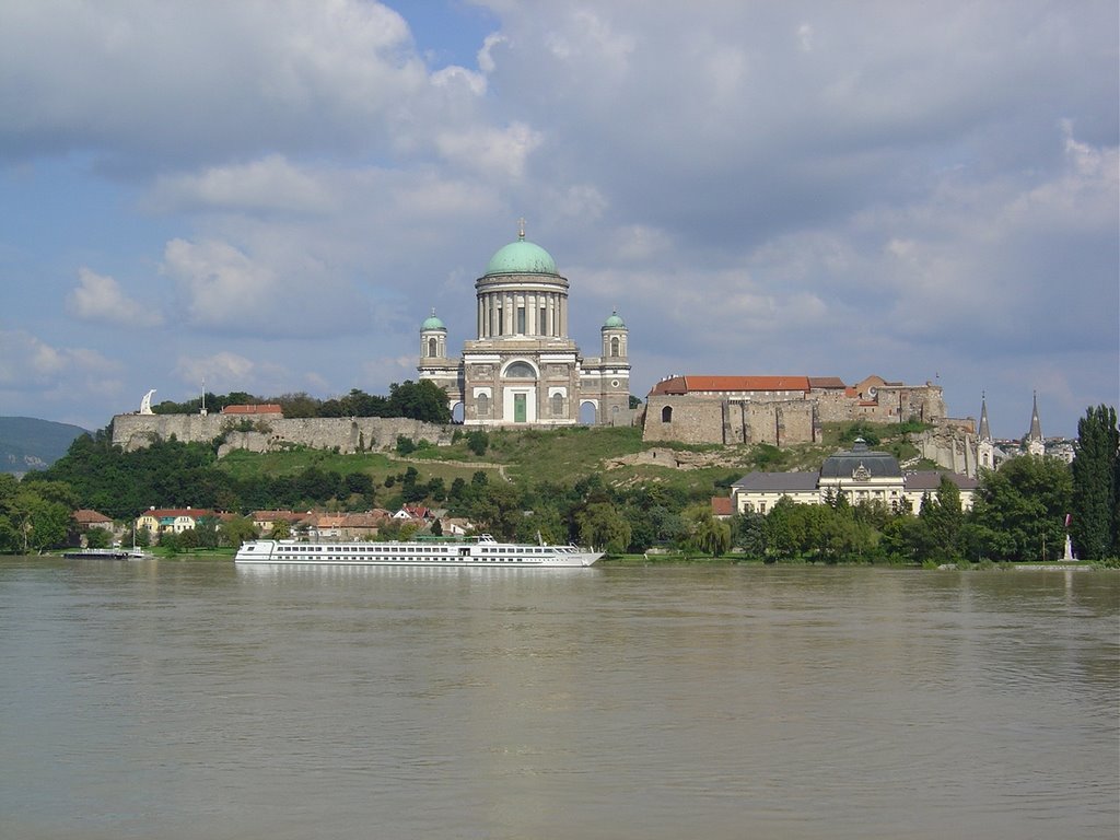 Esztergom by Halasz Erika