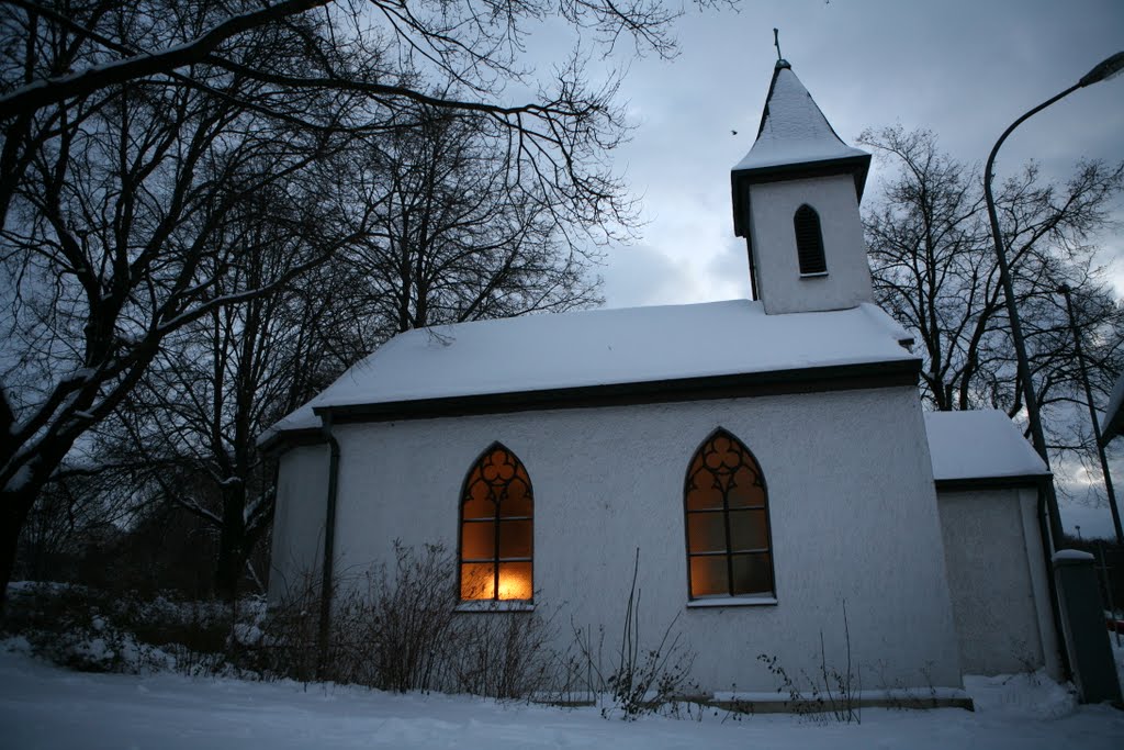 St. Michaelskapelle im Winter by Andreas Gattinger