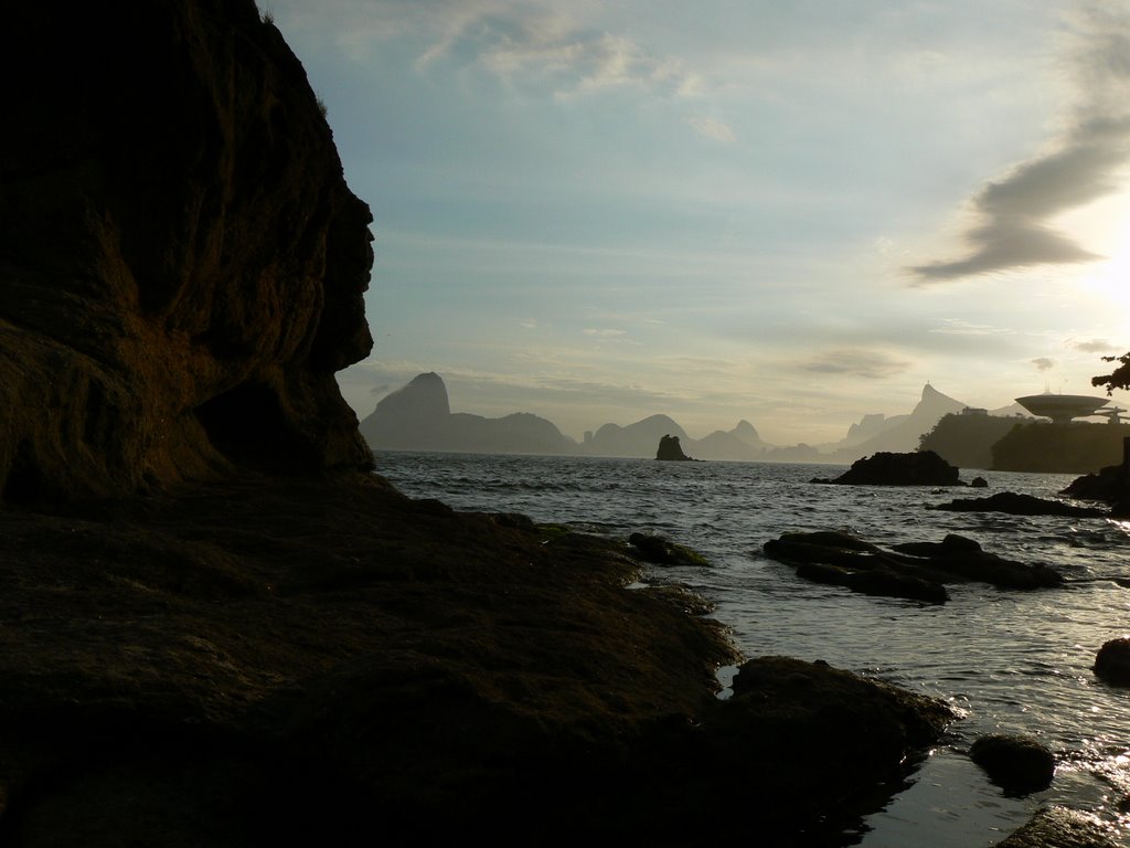 Rio de janeiro da pedra de itapuca by brian higgin