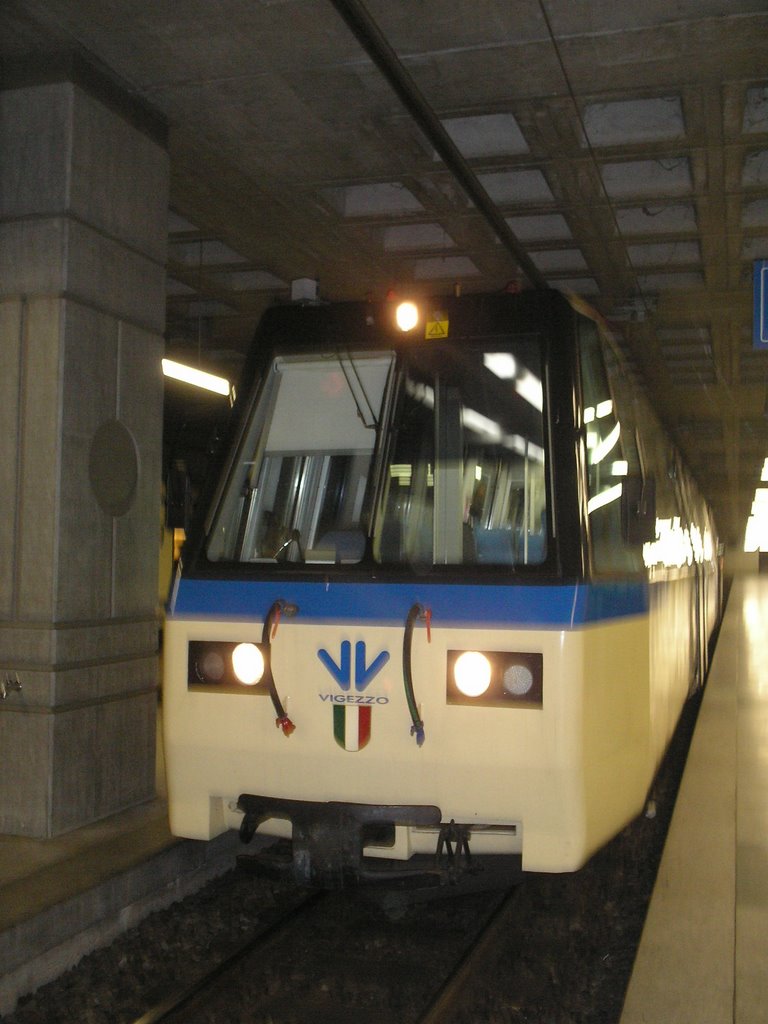 Treno - Locarno - Svissera - Suiça by Marcelo Parise Petaz…