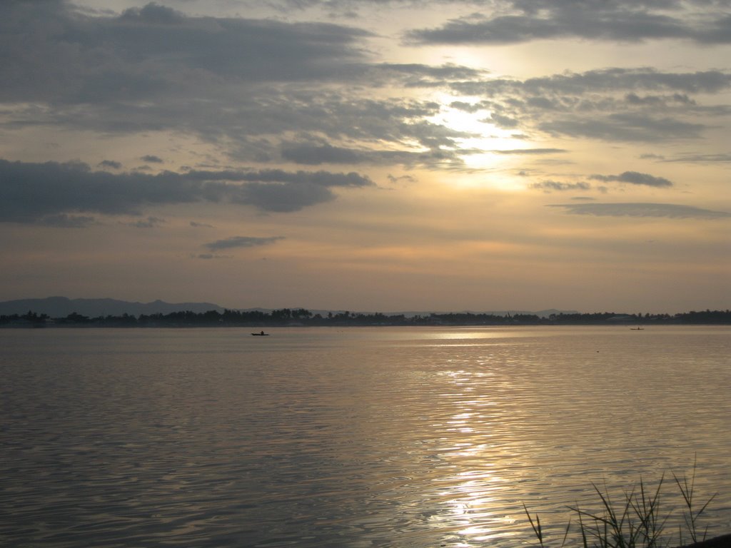 Tacloban Bay Sunrise by alan b quintana