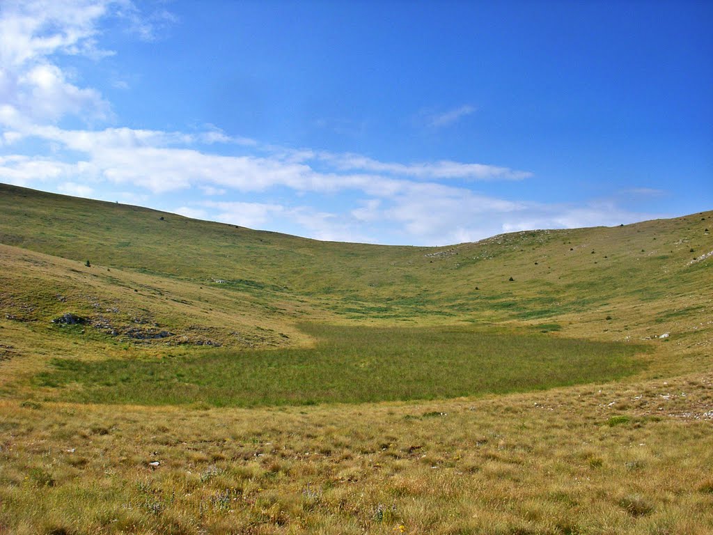 Slavyanka Mountain by kimmerier