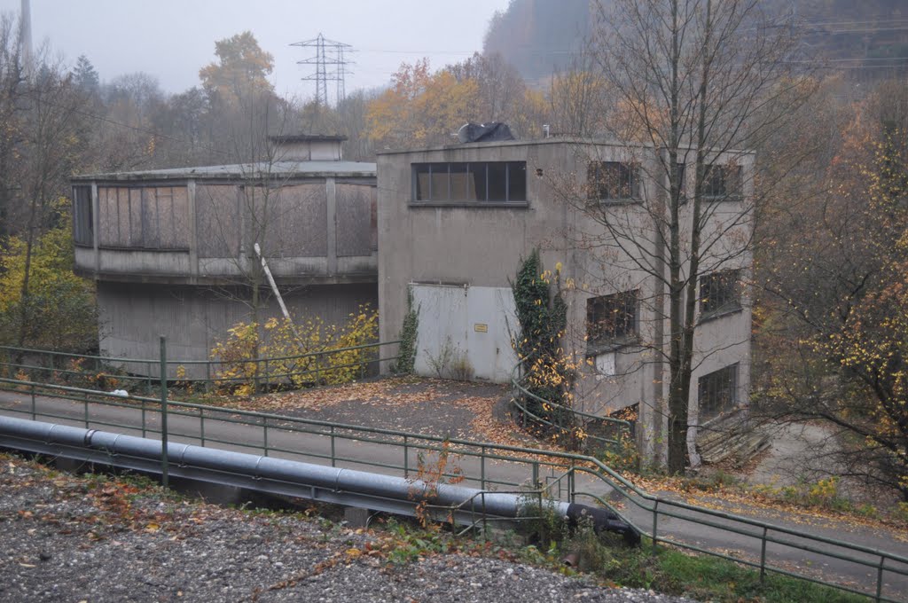 Wasserfilteranlage der ehemaligen Papierfabrik E. Holtzmann u. Cie AG in Weisenbach von Siegfried Kremer by Siegfried Kremer Philippsburg