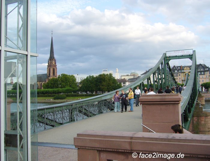 Frankfurt Eiserner Steg Aufgang by face2image.de