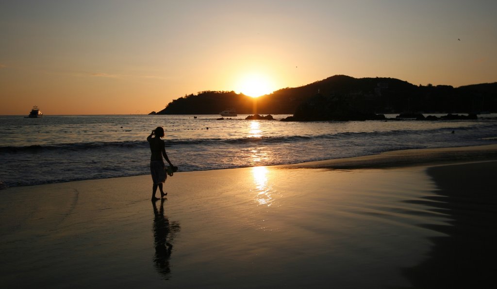 Stroll at sunset in Zihuatanejo by Schulhof