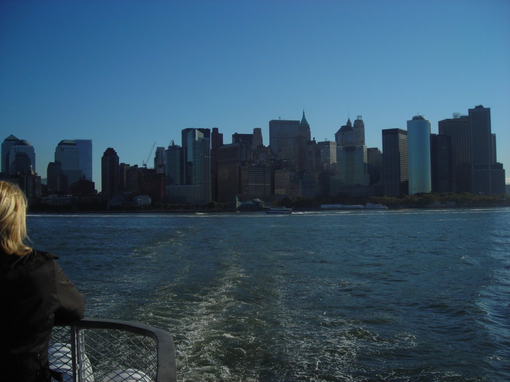 Lower Manhattan from Circle Line boat by al0nso