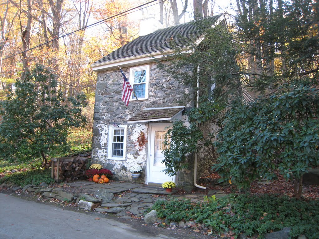 Stone house in Ridley Creek State Park by bobneub