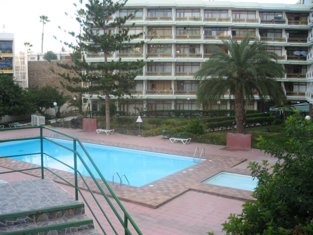 Playa del Inglés, 35100 Maspalomas, Las Palmas, Spain by Greeboss