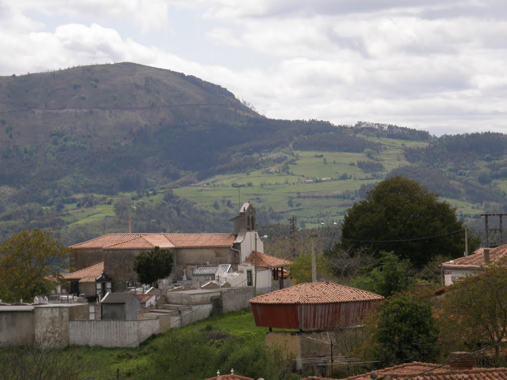 Iglesia y Tejo de Santa María. Villavaler. PRAVIA. by Fernando Fernandez Justiniano